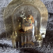 DISNEY Lady & the Tramp Spaghetti Dinner and a Kiss Magical Miniatures Mattel picture