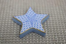 HEREND STAR BLUE FISHNET #16305-000/SVHJ NOS MINT picture
