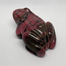 Beautifully Carved Rhodonite Frog Figurine - 3