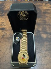 Vintage Seiko Mid 1980s Gold Disney Mickey Mouse Starburst Pattern Watch picture
