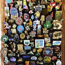 Lapel Pins 1lb 6oz Large Lot IG picture