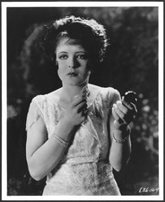 CLARA BOW VINTAGE ORIGINAL PHOTO HOLLYWOOD ACTRESS 1927 STYLISH BEAUTY PORTRAIT picture