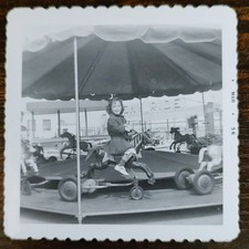 Merry Go Round Fairground Carousel Amusement Park / Vintage Snapshot Found Photo picture