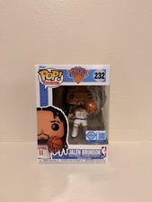 Jalen Brunson (New York Knicks) NBA Funko Pop Exclusive #232 +Protector In Hand picture