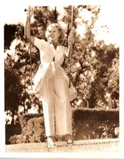 Ilona Massey (1930s) Original Vintage Beauty Glamour Leggy Hollywood Photo 1347K picture