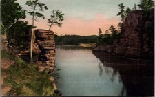 Vintage Hand-Colored Albertype Postcard Rock & Romance Cliff Wisconsin Dells picture