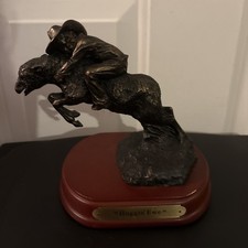Montana Lifestyles By Montana Silversmith Huggin Ewe A1552 Cowboy Rodeo picture