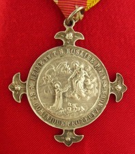 Vintage MARY Medal LOURDES QUEEN OF ROSARY Catholic SAINT DOMINIC Pendant Large picture