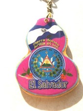 El Salvador Llavero #05 Teco de Madera Escudo, Flag Handcrafted Wooden Key Chain picture