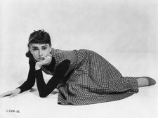 HOLLYWOOD AUDREY HEPBURN AS SABRINA STUNNING 1954 PORTRAIT Orig PHOTO MA80 picture