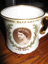 rmk99 Rare Queen Elizabeth II Commemorativ Cup Gold Trim June 2 1953 EX-NM st135 picture