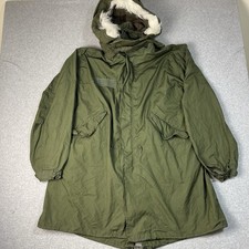 Vintage Vietnam War M-65 Fishtail Parka Mens Medium 70s Fur Ruff Hood Cold picture