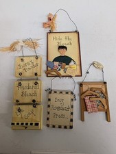 Set 4 Vintage Miniature Art Laundry Signs Primitive Country-folk Art Style picture