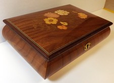 Inlaid BURL Wood MUSIC BOX Jewelry Sorrento ITALY Ercolano Floral Inlay 8