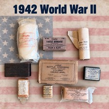 US Army and Navy WW2 Field Dressing Lot Of 8 Carlisle Bandages 1942 - 1944 picture