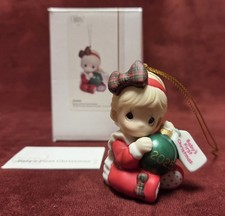 New BABY'S FIRST CHRISTMAS 2025 Porcelain Precious Moments Ornament 251005 picture