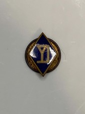 Original WW1 US Army 26th Division Veteran's Pin picture