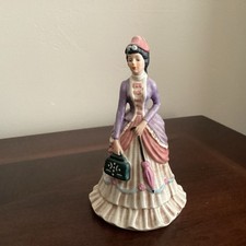 AVON 1973 Mrs Albee First Lady Award Goebel Rare  1000/6500 picture