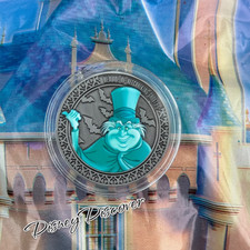 Walt Disney World Hatbox Ghost The Haunted Mansion Collectible Medallion picture