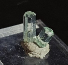 ☆TWO BRILLIANT RAW LUSTROUS GEM EMERALD CRYSTAL TWIN NIGERIA JOS PLATEAU☆ picture