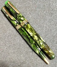 VINTAGE 1930's GREEN MARBLED  EVERSHARP DORIC FOUNTAIN PEN & MECH. PENCIL SET picture