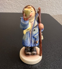 Hummel  Figurine  