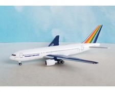 Aeroclassics AC411374 Trans Brasil Boeing 767-200 PT-TAA Diecast 1/400 Jet Model picture