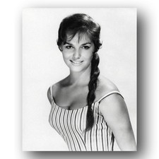 Claudia Cardinale Photo 8x10 Early Glamour Portrait Italian Actress 1960s picture