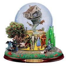 BradFord Exchange Wizard of Oz Handcrafted Musical Spinning Glitter Snow Globe picture