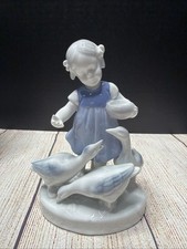 Gerold Porzellan Girl Feeding Geese #5245 Porcelain Figurine Bavaria W. Germany picture