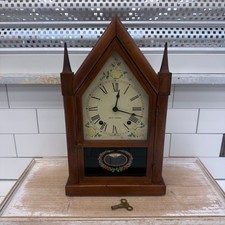 Vintage Seth Thomas Steeple Mantel Clock 1950s  *Tested & Works picture