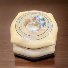 Vintage Genuine Alabaster Trinket Box - - Made In Italy- Great Condition 3” W picture