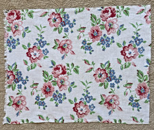 Vintage 1930's-50's feedsack fabric pretty large floral design 16x20