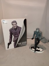 The Joker Statue BATMAN BLACK & WHITE 2nd Edition - 2015 Lee Bermejo. picture