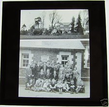 Glass Magic Lantern Slide THE CLASS OF 1915 UNKNOWN SCHOOL  POSSIBLY MANCHESTER  picture