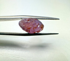 Sapphire Bicolor Purple Color Change facet rough  clean  Tanzania 6.29 carats picture