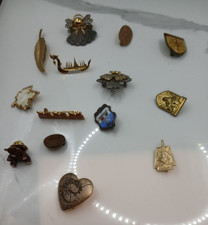 Mixed Lot Vintage Enamel & Metal Lapel Pins and Brooches, Assorted Pieces picture