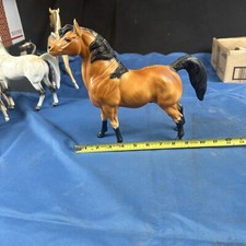 Rare Vintage Breyer Hartland Horse #4500 Bay Buckskin Regal Arabian Stallion picture