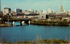 Winnipeg Manitoba 1972 Chrome Postcard picture