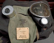 Vintage Lake Erie Chemical Riot Control Gas Mask Kit - S&W / MSA Clearvue - Co picture