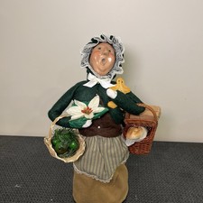 Byers Choice Caroler Woman Shopper, Bread Basket, Apples, Gingerbread Man 1995 picture
