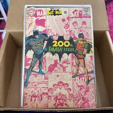 Batman #200 (1968) Anniversary Issue Neal Adams Cover picture