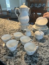 porcelainware from the Hutschenreuther Maria Theresia collection. picture