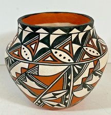 Vintage Acoma Pueblo Indian Polychrome Pottery Jar, Signed K. Aragon c. 1980-90s picture