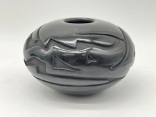 Native American Santa Clara Pottery Vase Denise Chavarria picture
