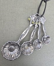GANZ Measuring Spoons Enamel Bumble Bee on Sunflower 4pc ER62271 picture