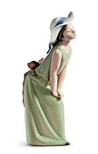 LLADRO CURIOUS GIRL WITH STRAW HAT FIGURINE #5009 ~ RETAILS $240.00 picture
