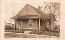 VINTAGE POSTCARD FRONT & SIDE VIEW OF HOUSE ON 