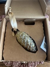 Longaberger Collectors Club 2006 Hand Blown Glass Pine Cone Christmas Ornament picture