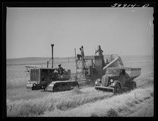 Photo:Walla Walla County Washington 1941 Wheat Harvest Combine Truck Field picture